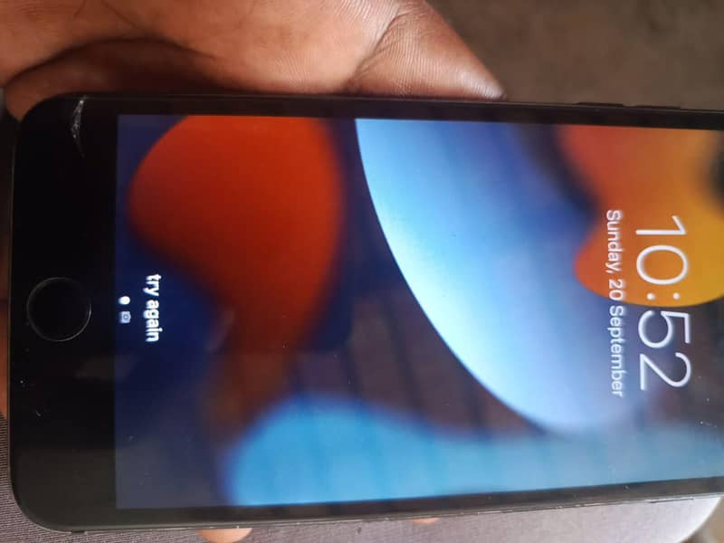 Apple iPhone 7 Plus 1