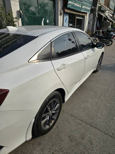 Honda Civic Oriel 2020