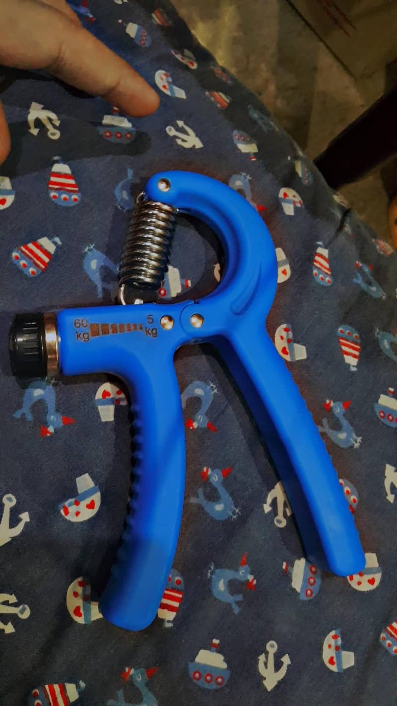 hand gripper 3