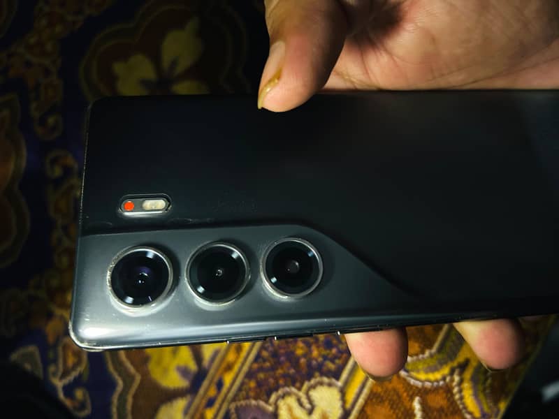 Tecno CAMON 40 Pro 3