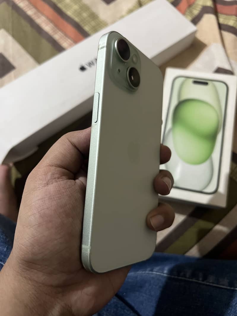 Apple iPhone 15 1