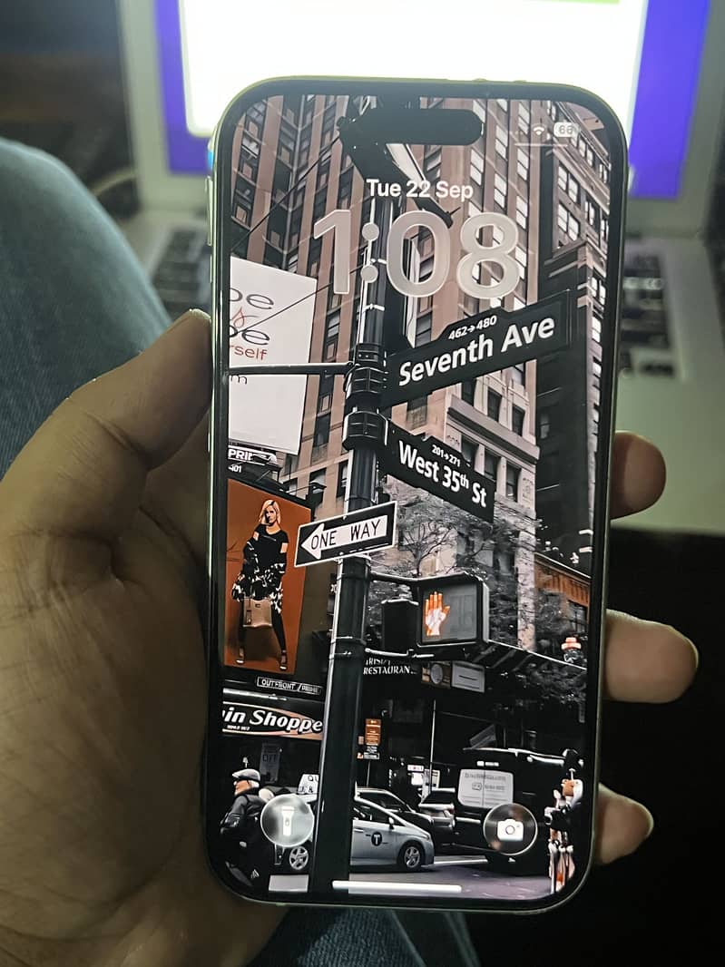 Apple iPhone 15 3