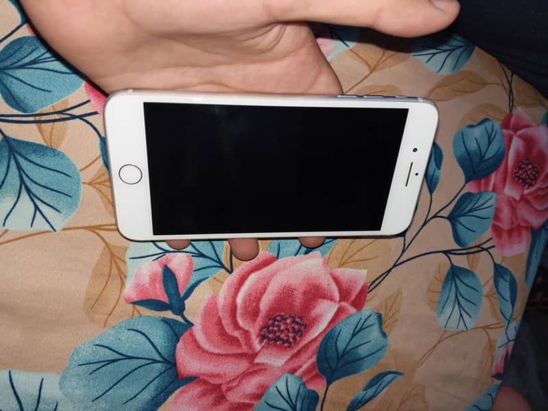 Apple iPhone 8 Plus 8