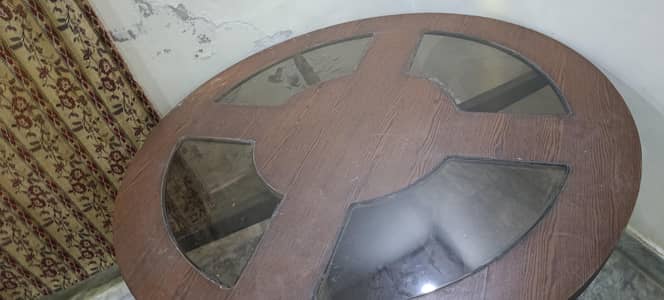 Dning table