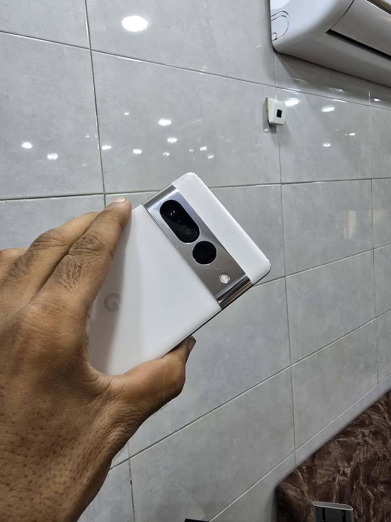 Google  pixels  7 pro pta approved  physical +e sim 8