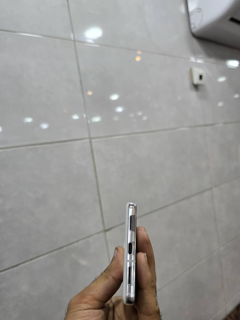Google  pixels  7 pro pta approved  physical +e sim 11