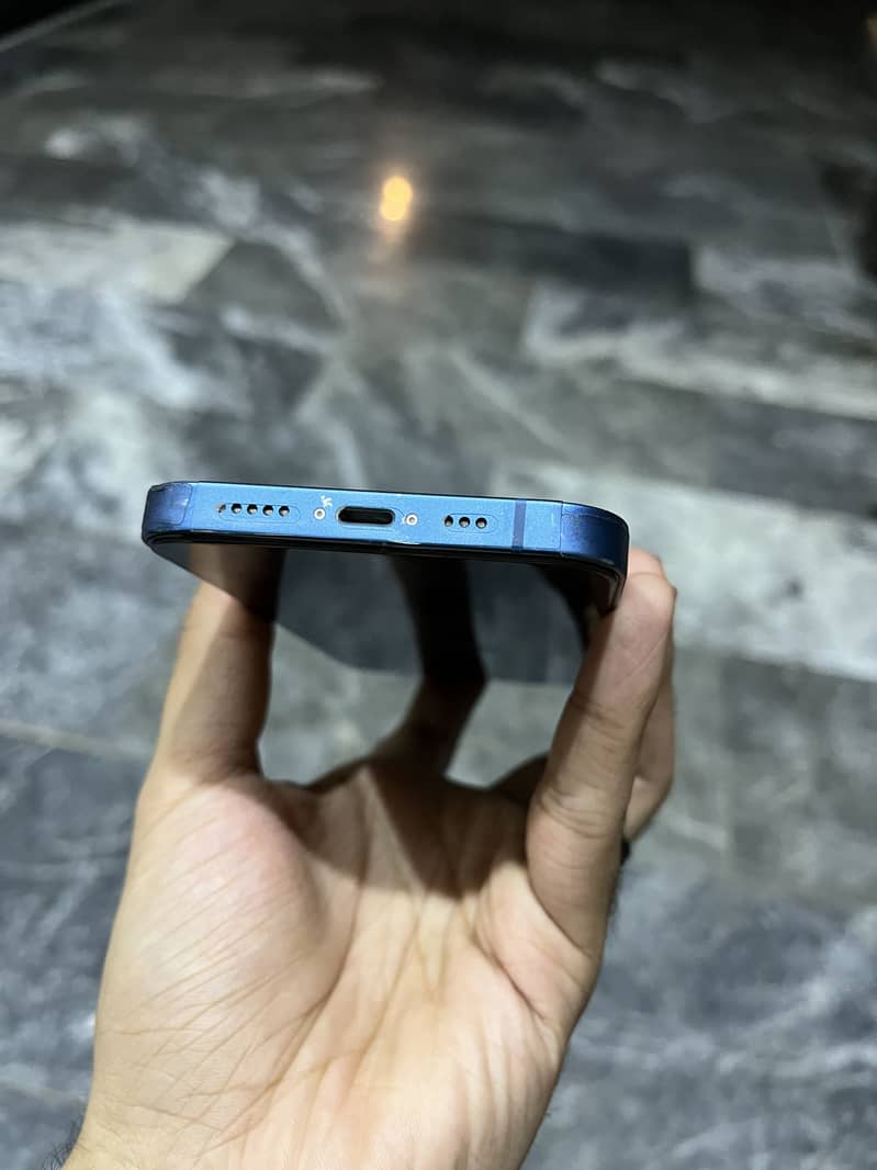 iPhone 13 10