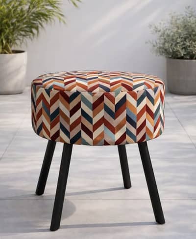 PREMIUM VALVET STOOL