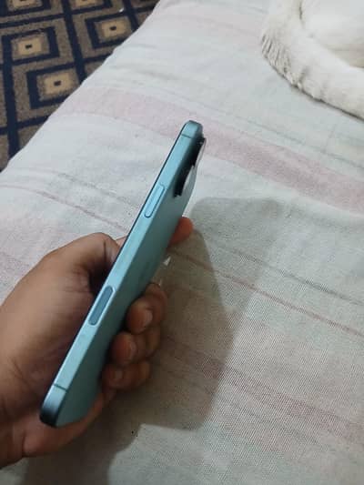 Apple iPhone 16 Plus