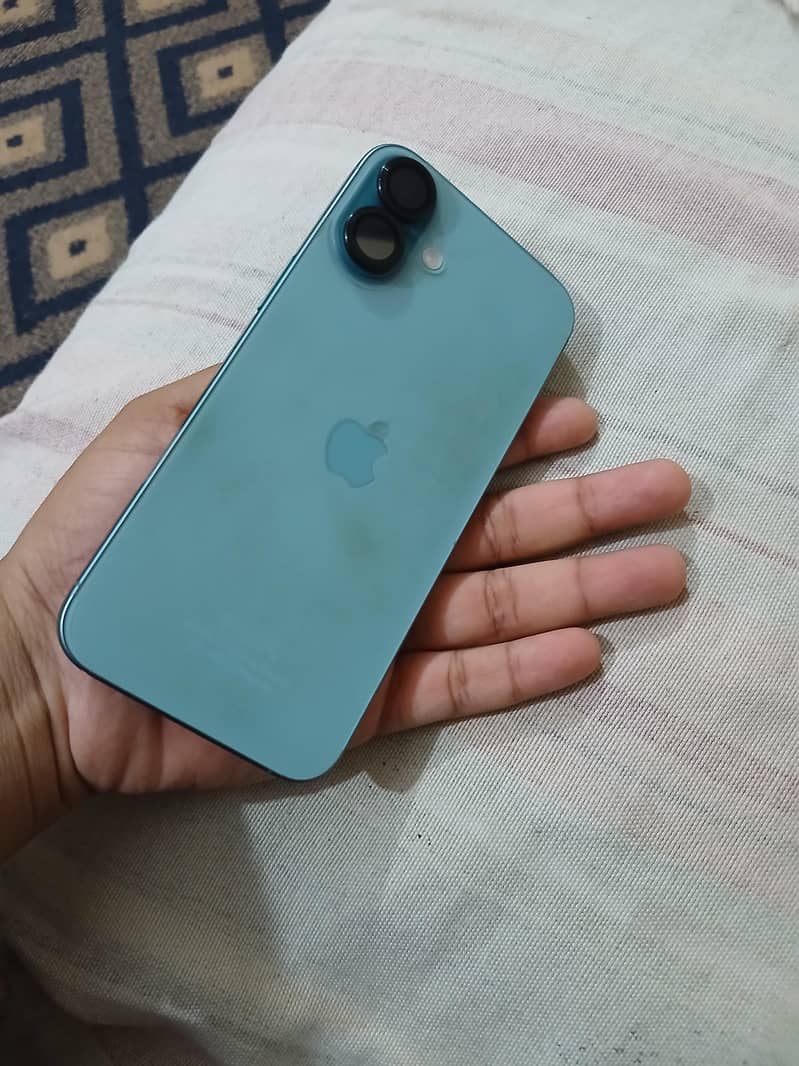 Apple iPhone 16 Plus 2