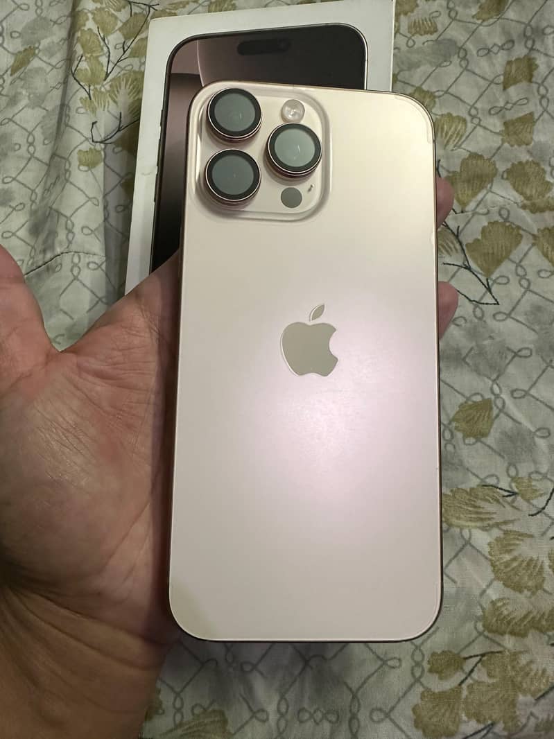IPhone 16 Pro Max 6