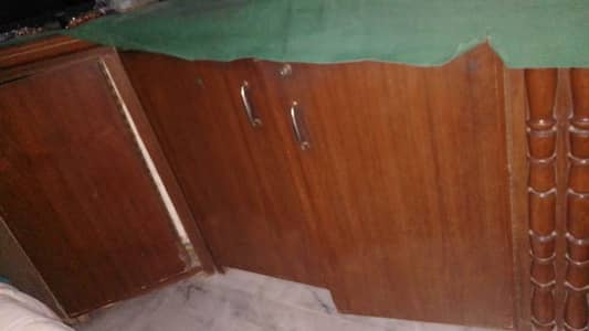 6 Door Cupboard For Sale 6500 price