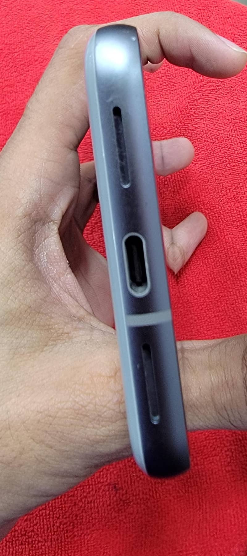 Google Pixel 8 3