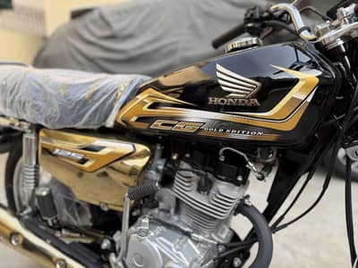 Honda CG 125s Gold Edition