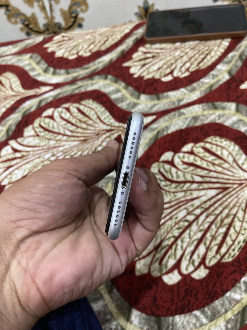 Apple iPhone SE 2
