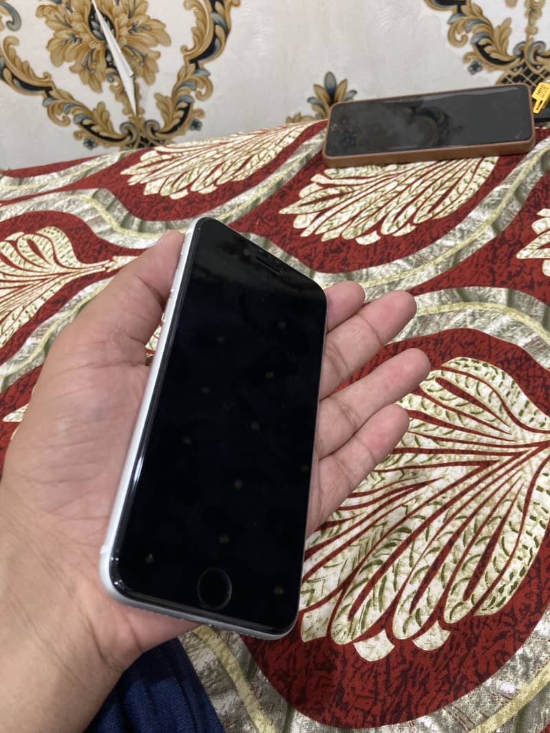 Apple iPhone SE 5