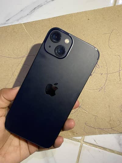 Apple iPhone 13