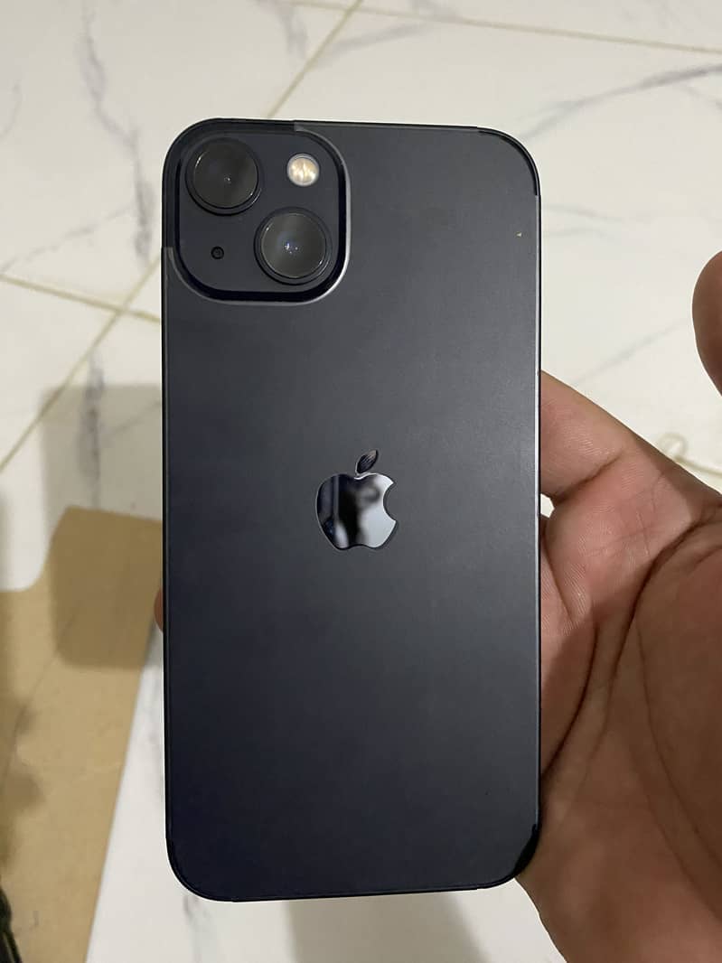 Apple iPhone 13 6