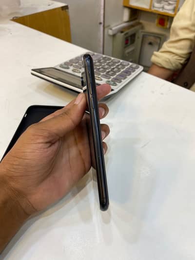 Apple iPhone XR