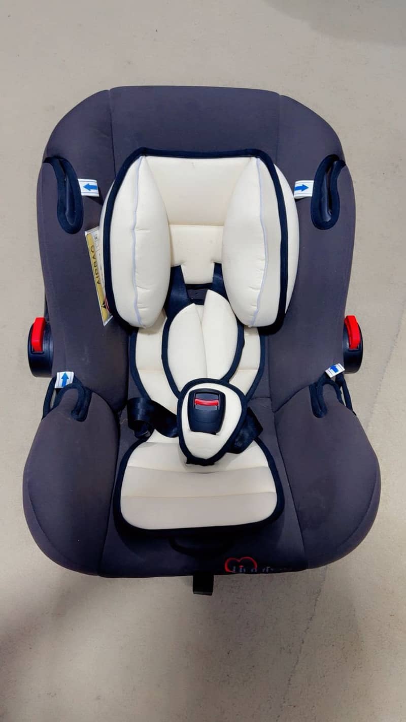Carry cot 2