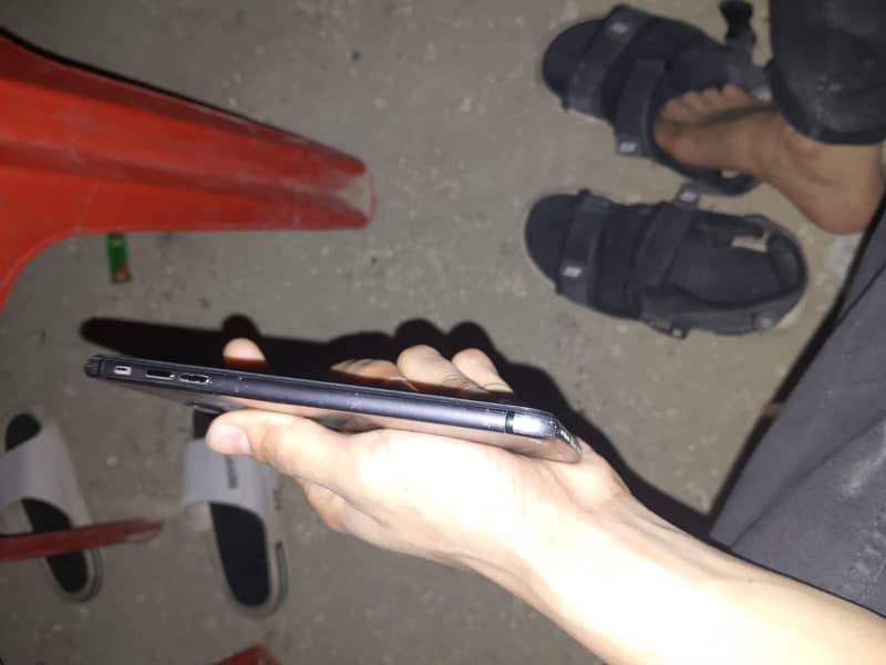 Apple iPhone 7 Plus 3