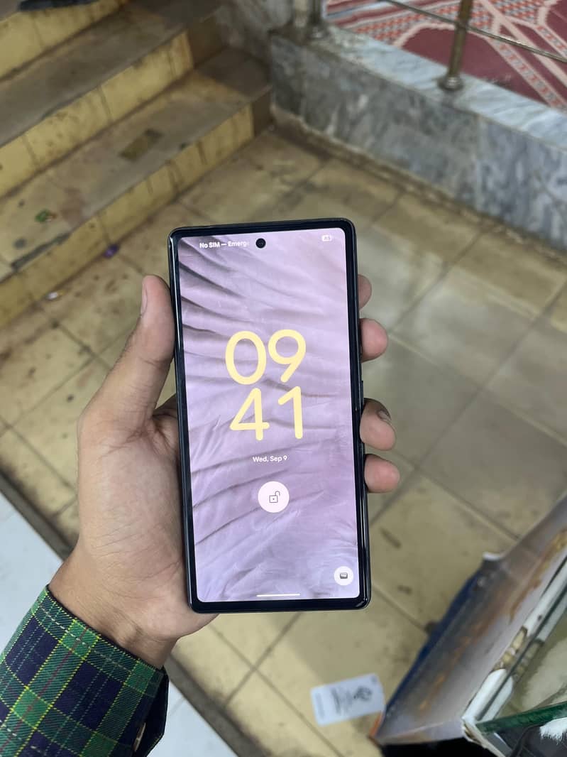 Google Pixel 7a 4
