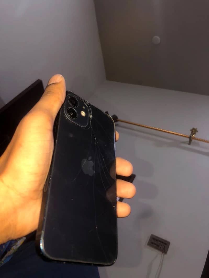 Apple iPhone 12 2