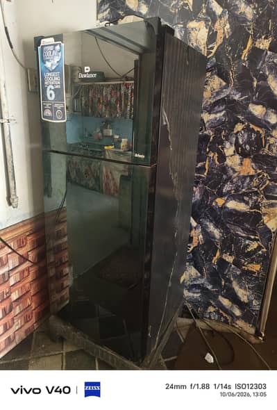fridge sale Karni ha kis genuine condition may ha
