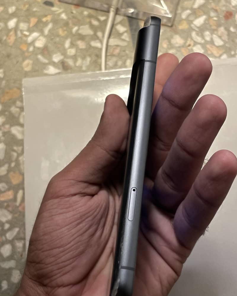 Google Pixel 8 2