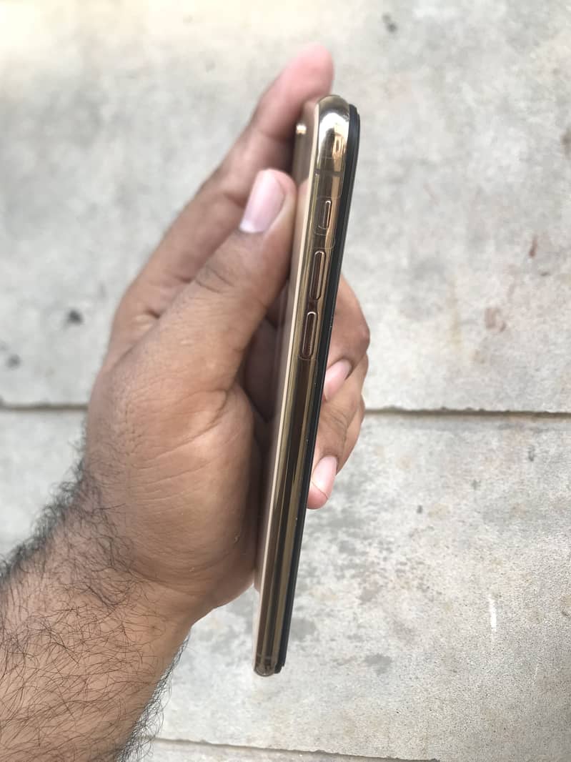iPhone XS MAX 3