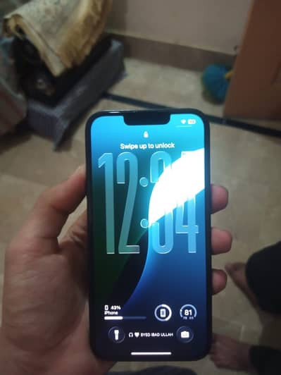 Apple iPhone 13