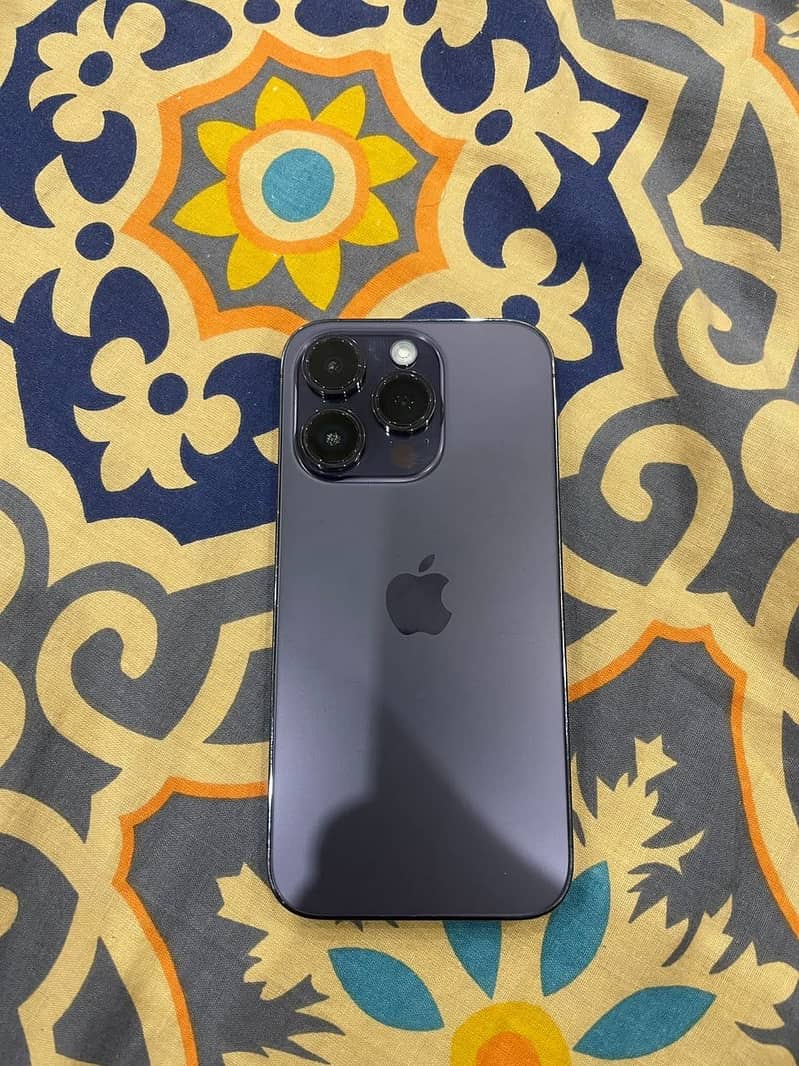 Apple iPhone 14 Pro 1