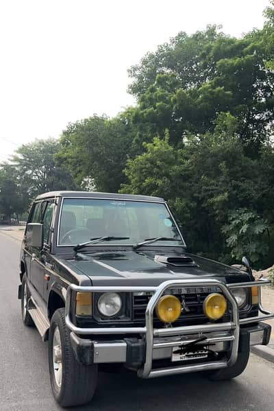 Mitsubishi Pajero Exceed | 2.5D | 1989 | V6 | Automatic | Total Genuin