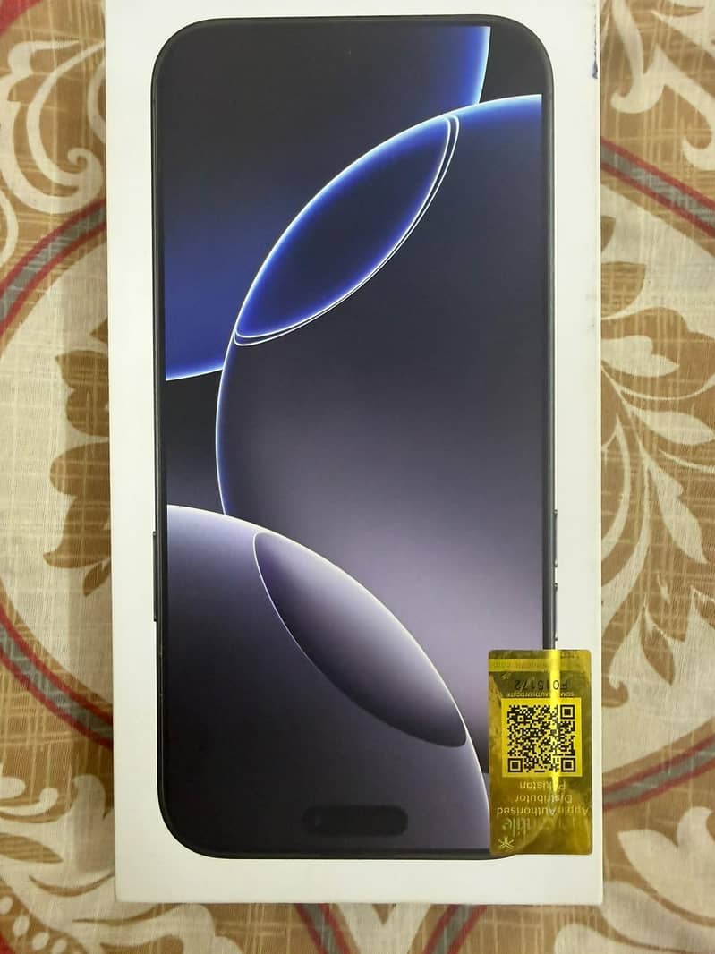 Apple iPhone 16 Pro Max 0