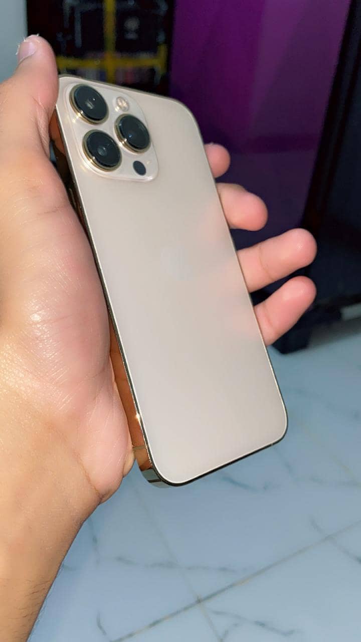 iphone 13 pro 12