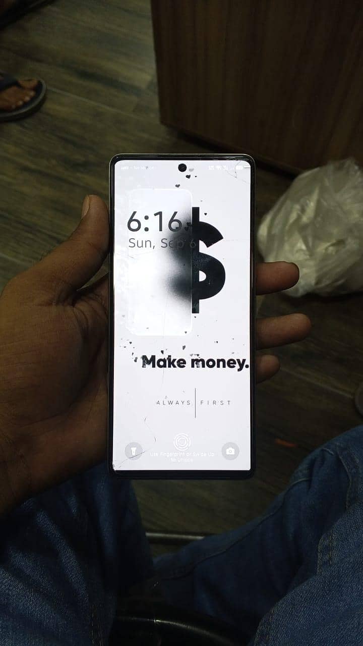 Tecno CAMON 30 1