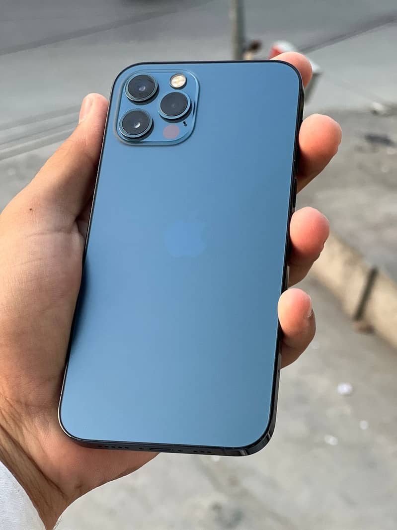 iPhone 12 Pro 0