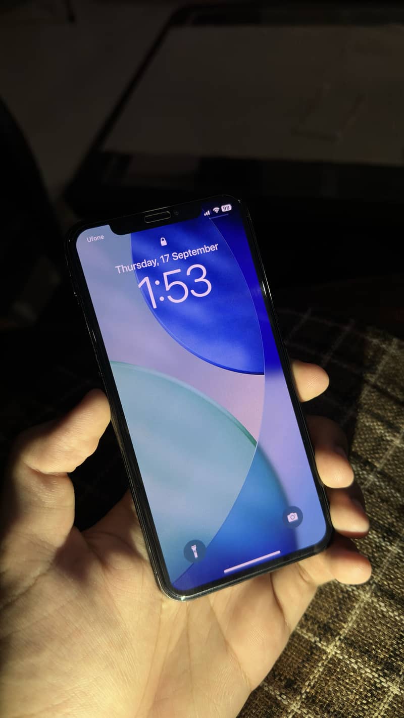 Apple iPhone X 2
