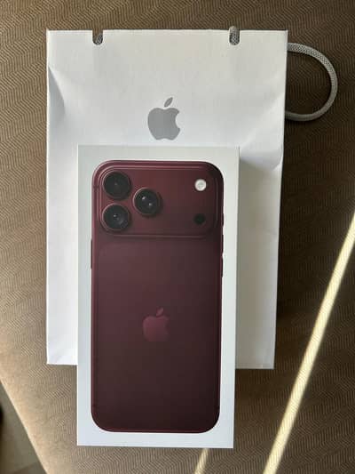 Apple iPhone 18 pro max 256 gb Burgundy LLA model for sale