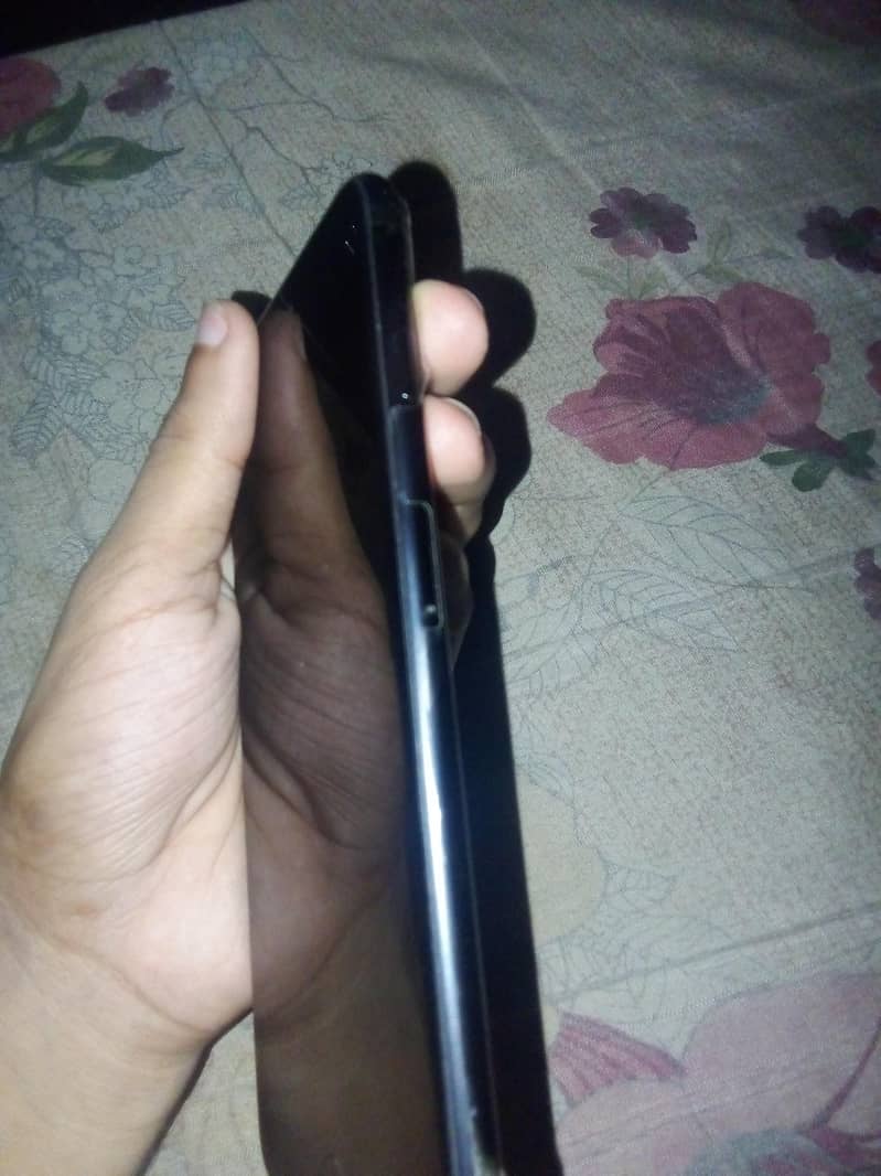 Apple iPhone 7 Plus 3