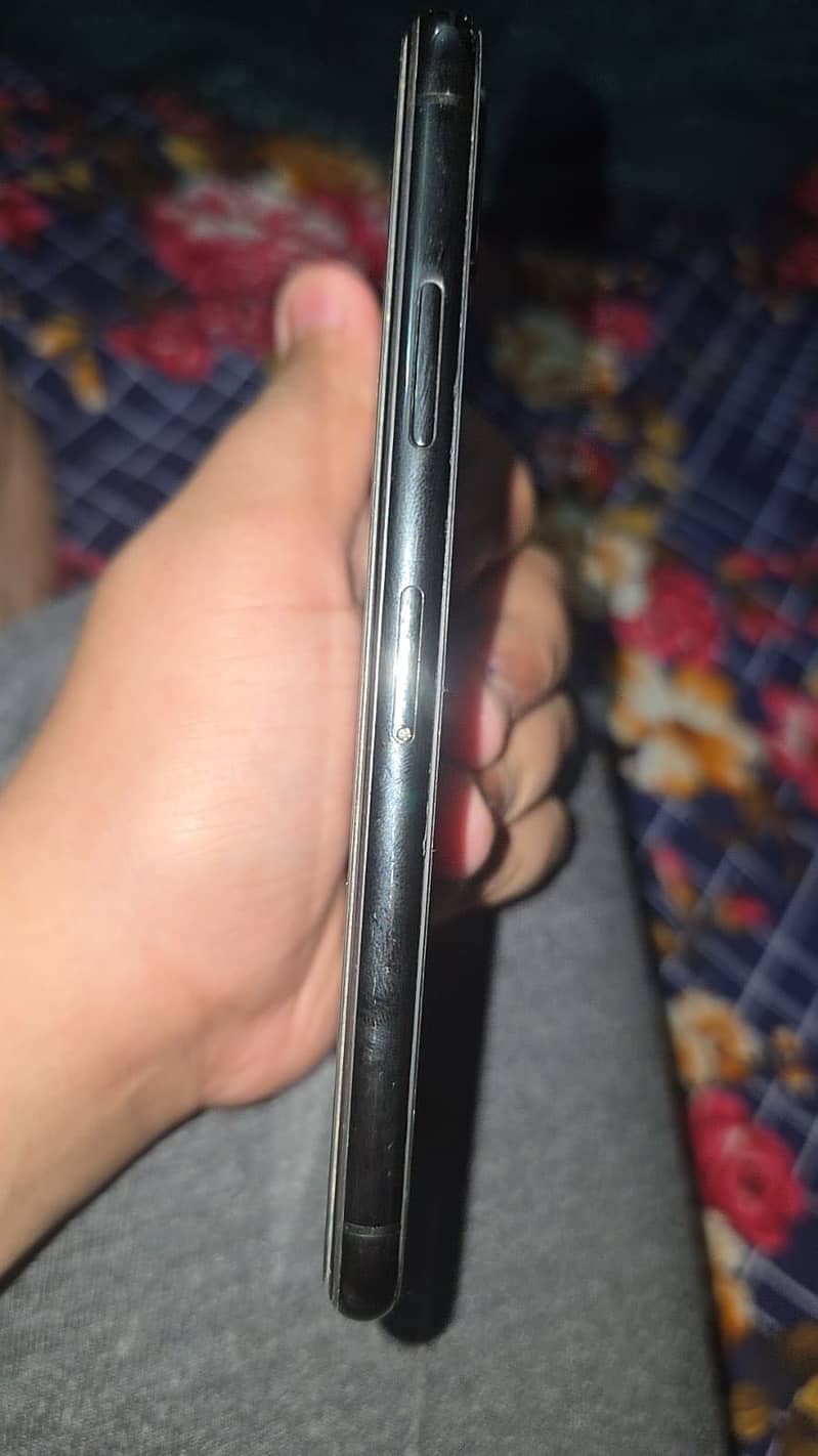 Apple iPhone X 1