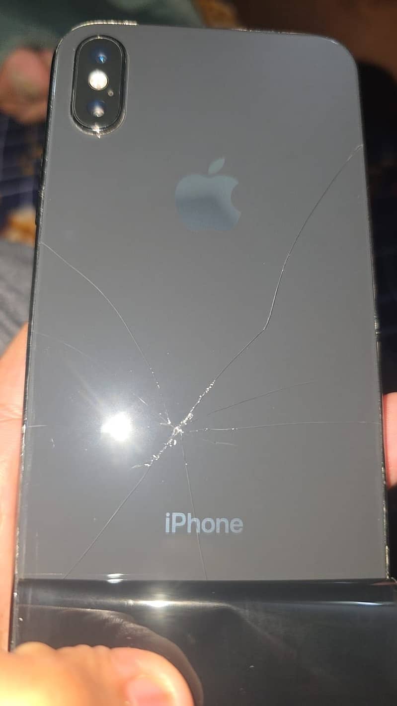Apple iPhone X 4