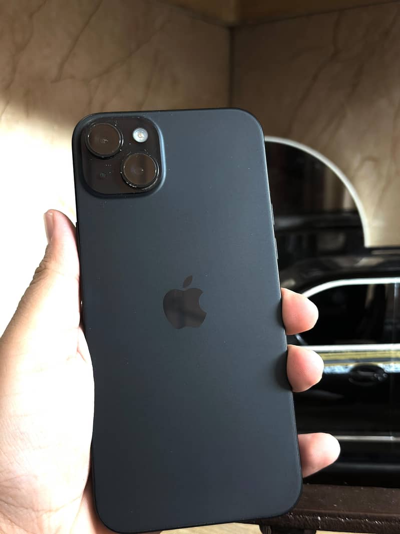 Apple iPhone 15 plus 1