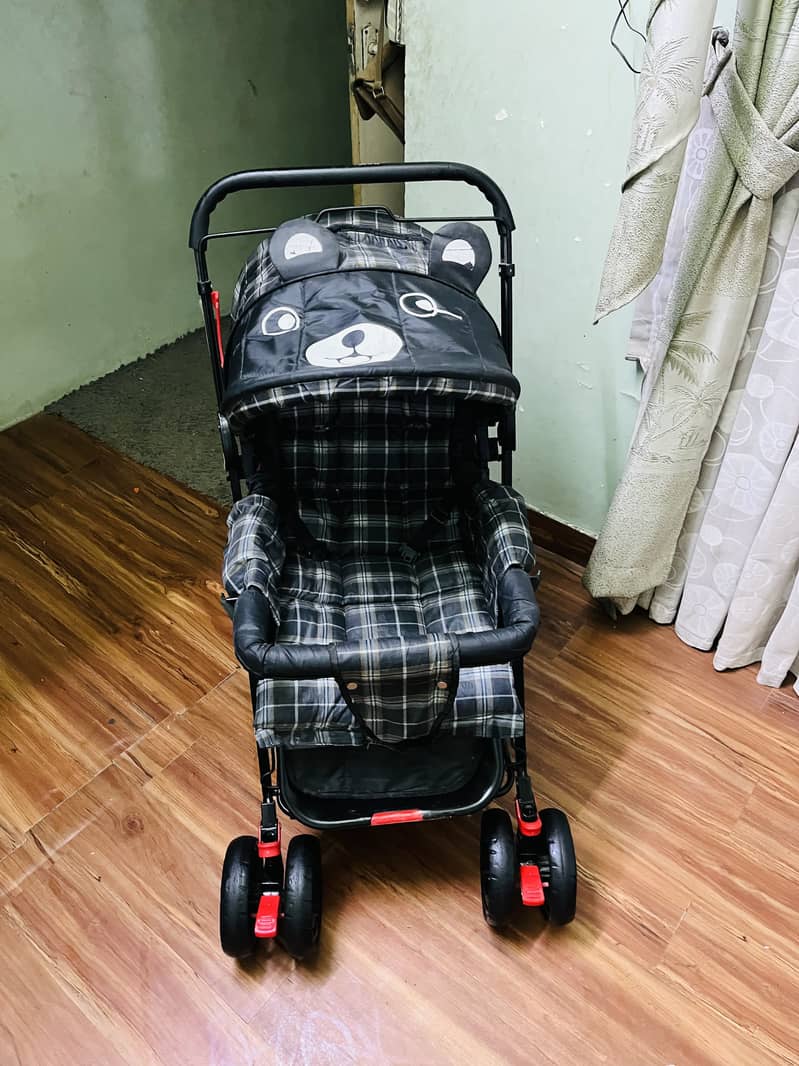 pram double beanded slim floding very good condition 8