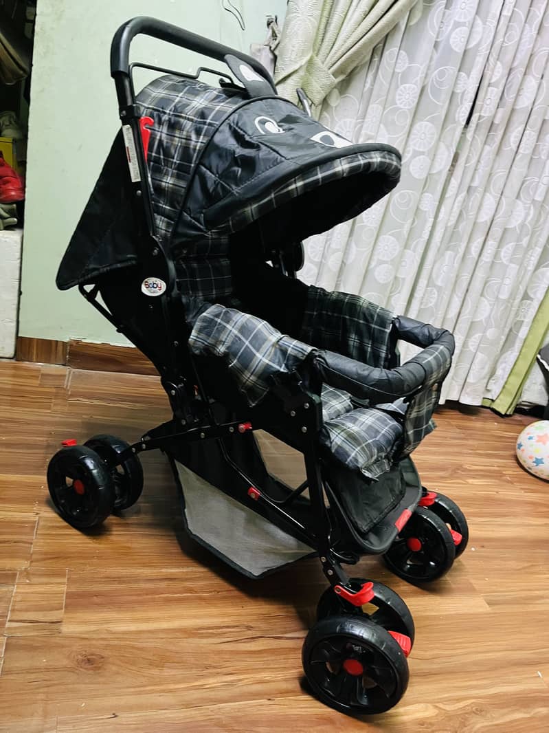 pram double beanded slim floding very good condition 14