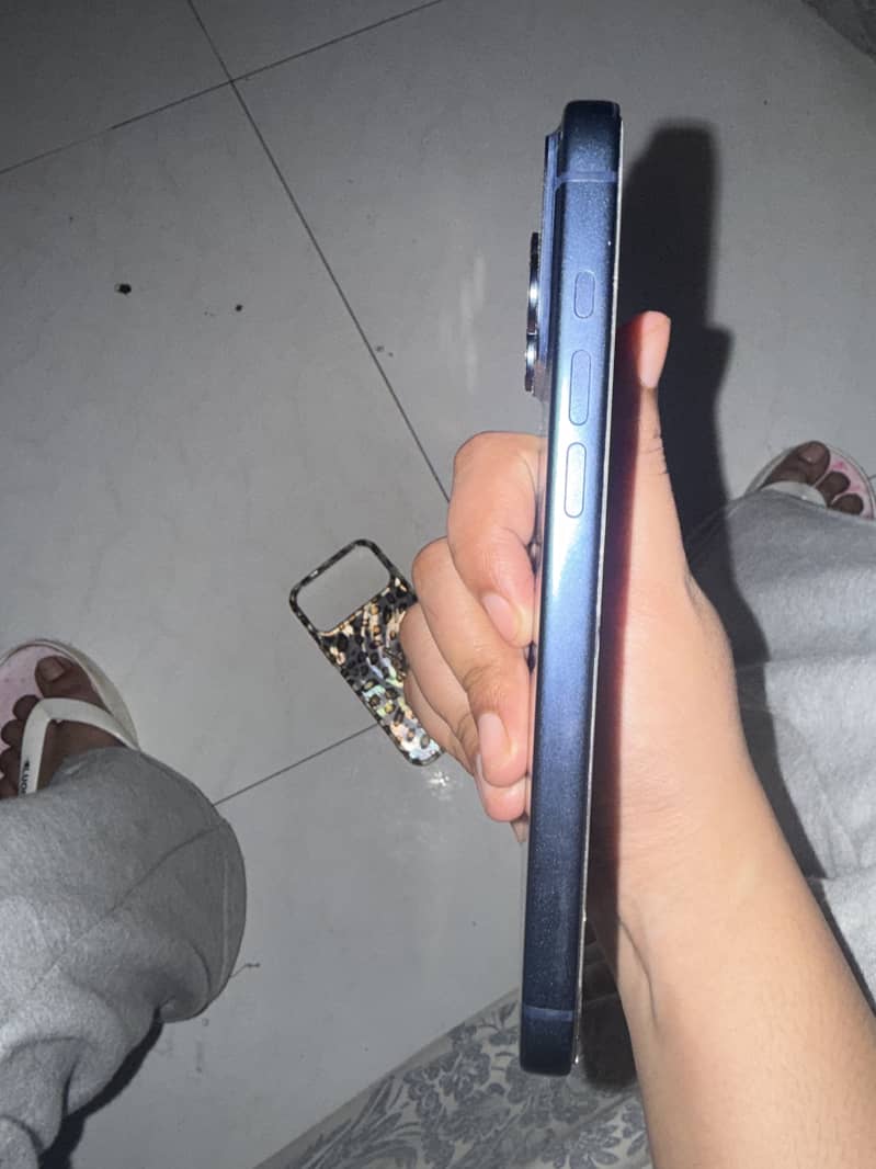 Mobile 17pro max 3