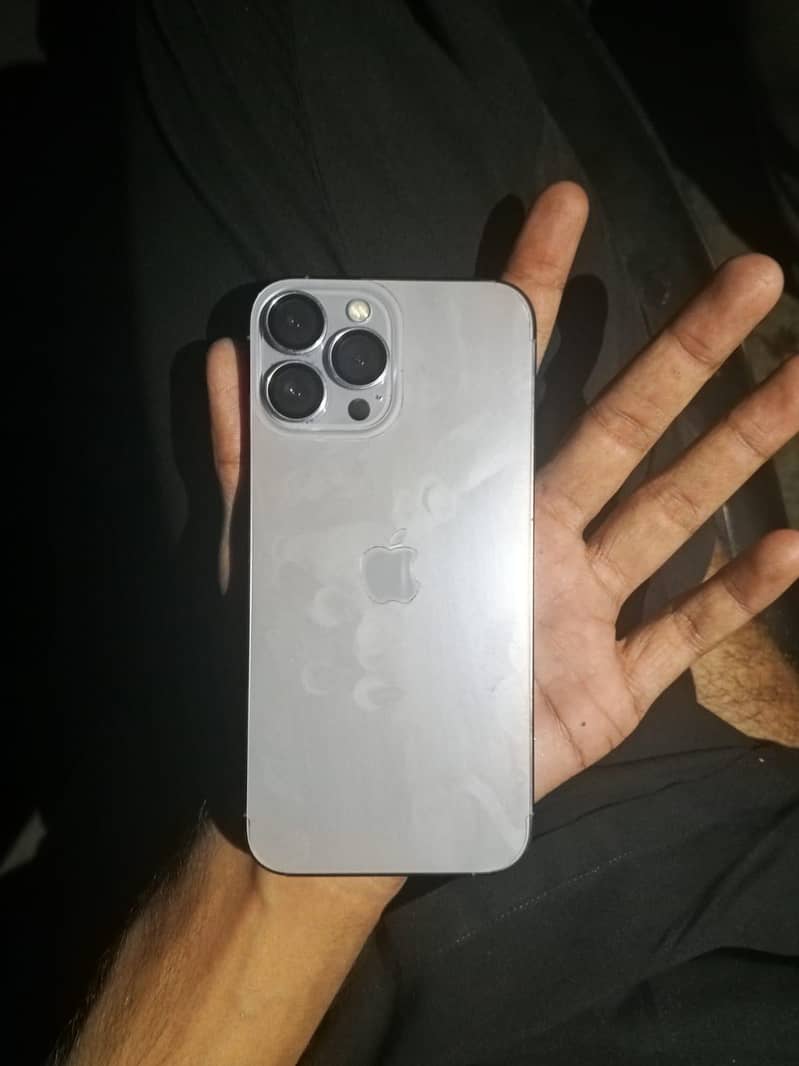 Apple iPhone 13 Pro Max 5