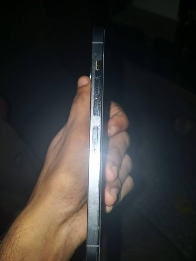 Apple iPhone 13 Pro Max 7