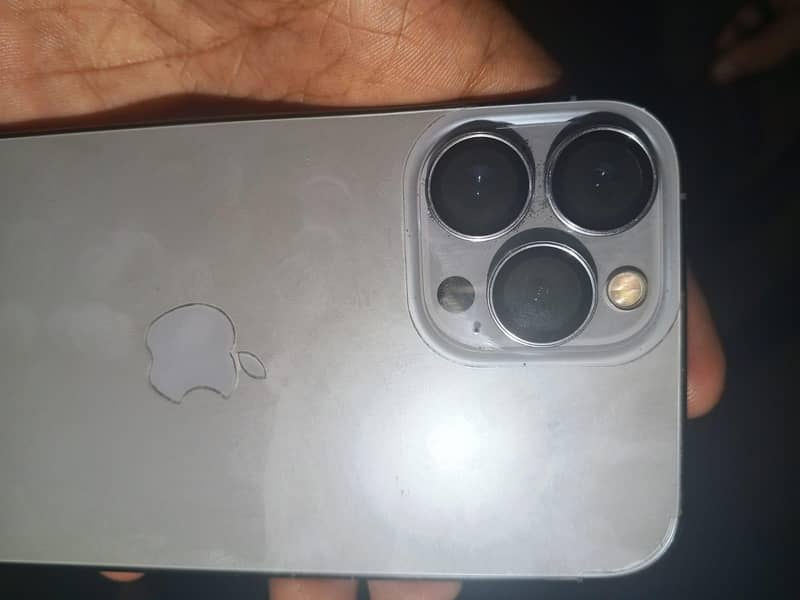 Apple iPhone 13 Pro Max 8