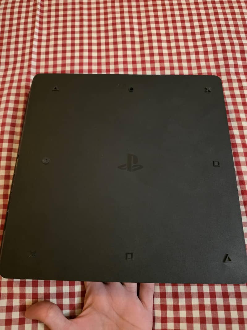 Ps4 Slim 1